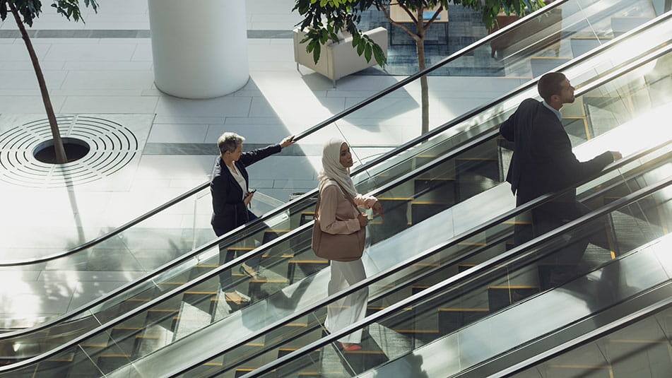 Self-disinfecting handrails significantly reduce bacteria and viruses, so users don’t compromise on safety. 